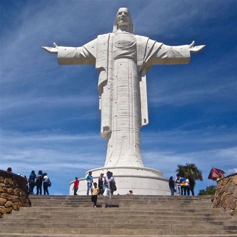 Christ of Peace, Cochabamba, Bolivia. Highest statue of Jesus Christ - Height: 34.2 mtrs (112 ...