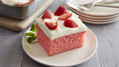 Strawberries and Cream Cake recipe from Betty Crocker