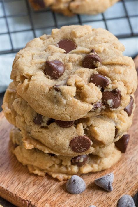 BEST Soft Peanut Butter Chocolate Chip Cookies - Crazy for Crust