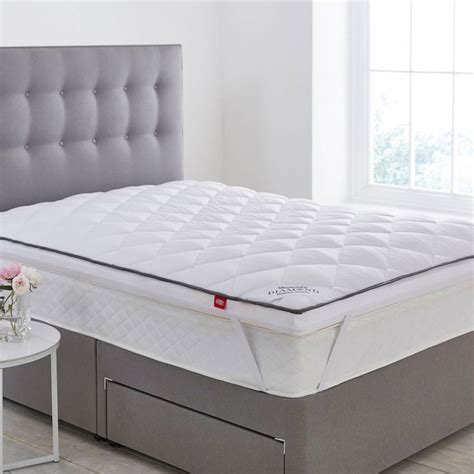 Diamond Double Mattress Topper - BrandAlley