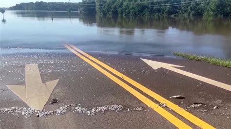 Flooding exacerbates water treatment plant crisis in Jackson, Mississippi | PBS News