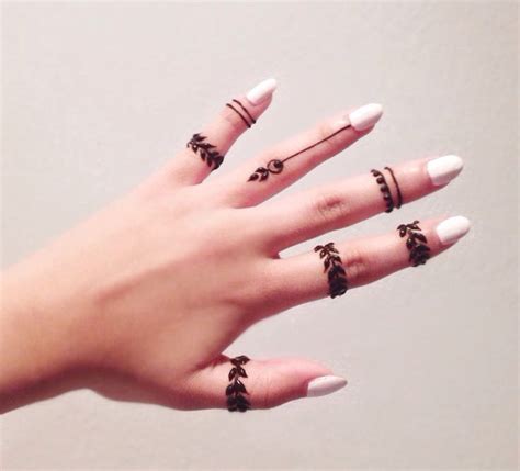 50 Cute Mehndi Designs 2024 | Henna Tattoo Ideas