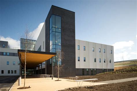 New Stobhill Hospital / Reiach And Hall Architects | ArchDaily