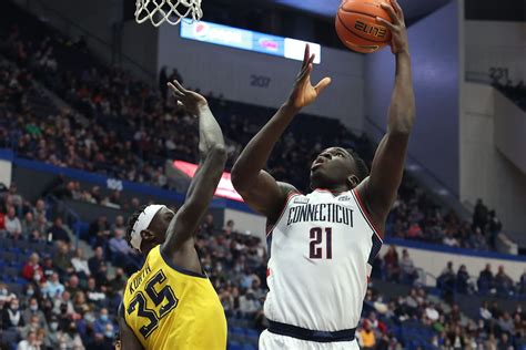 Takeaways from UConn men’s basketball’s win over No. 18 Marquette - The UConn Blog