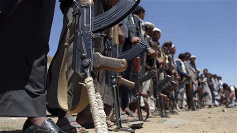 Yemen: Houthi rebels, government forces clash