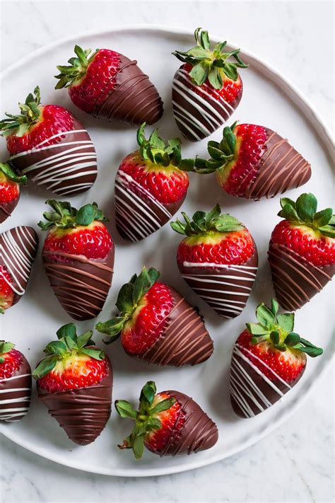 Chocolate Covered Strawberries - Cooking Classy