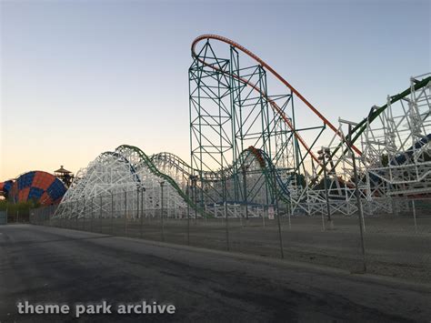 Twisted Colossus at Six Flags Magic Mountain | Theme Park Archive