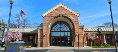 East Islip Public Library | Suffolk Cooperative Library System