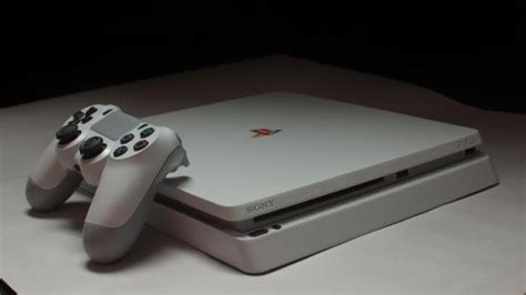 PS4 Slim Retro Console Recaptures PS One Aesthetic