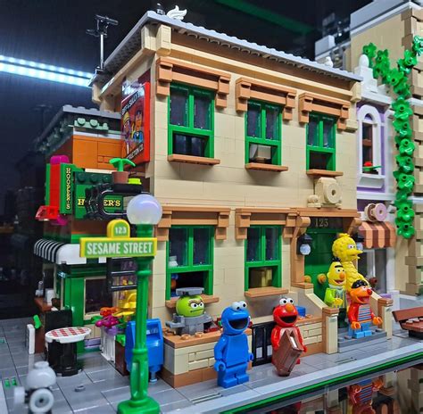 LEGO MOC Sesame Street Corner by lawis | Rebrickable - Build with LEGO