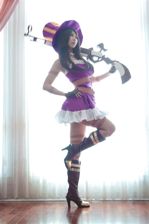 Caitlyn Cosplay (League of Legends) by QTxPie on DeviantArt