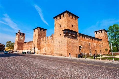 Castelvecchio Castle in Verona, Italy Stock Photo - Image of italy ...