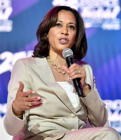 Kamala Harris Has Been Wearing Her Signature Accessory for 35 Years ...