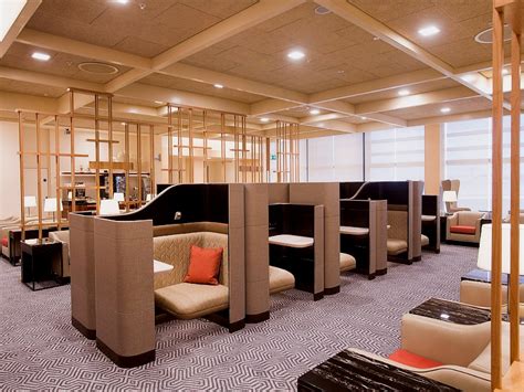 Singapore Airlines opens new lounge at London Heathrow