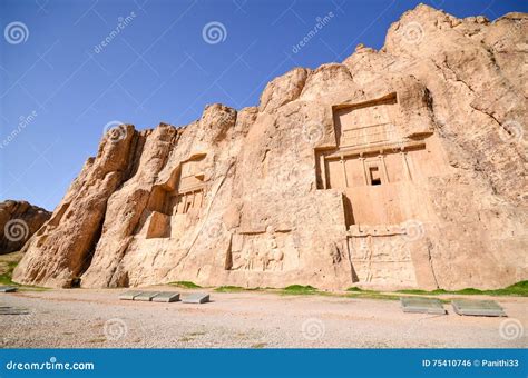 Naqsh-e Rustam, the Tombs of Achaemenid Kings Editorial Photo - Image ...