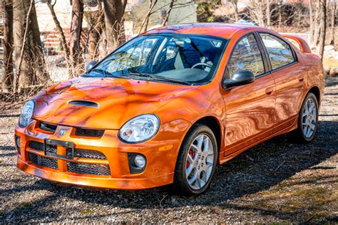 2005 Dodge Neon SRT-4 Has Just 2,900 Miles, Rare Orange Blast Paint | Carscoops