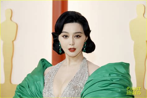 Fan Bingbing Stuns In Dazzling Green Couture Gown at 2023 Oscars: Photo ...