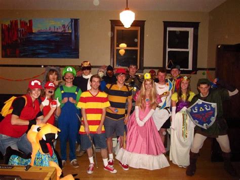 24 Best Halloween Costumes For Big Groups Big Group Halloween Costumes ...