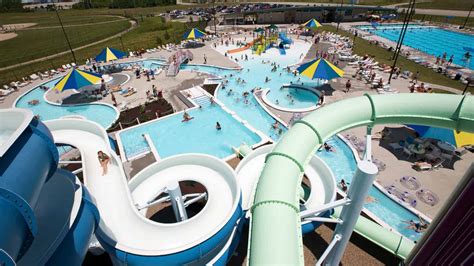 The Springs Aquatic Center - KC Parks and Rec