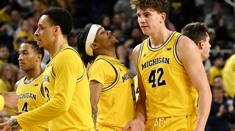 Michigan Wolverines basketball finally shakes off second-half trend