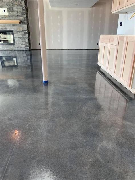 How To Stain Concrete Floors - Home Alqu