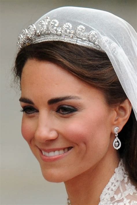 Cartier "Halo" Tiara | Jewels Kate Middleton Borrows From the Queen | POPSUGAR Fashion Photo 2