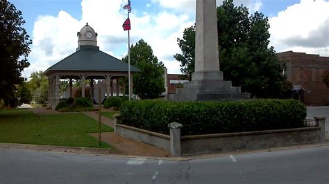 Lawrenceburg TN Town Square - YouTube