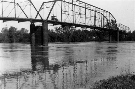 [The Brazos River Bridge, automobile crossing bridge] - The Portal to ...