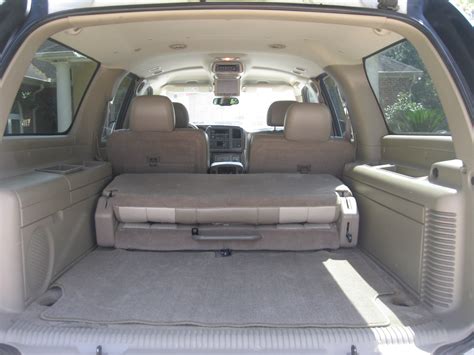 2004 GMC Yukon XL - Interior Pictures - CarGurus