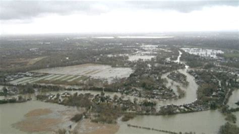 Thames Flooding Causes Chaos in England