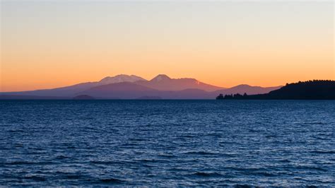 Lake Taupo | Lake taupo, World, Lake