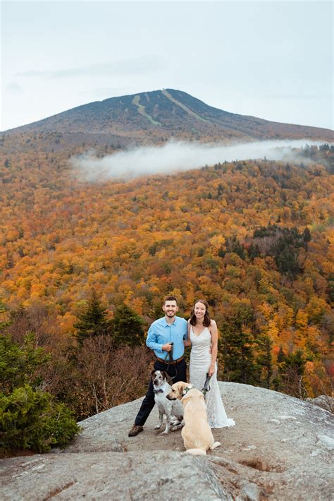 Peak Fall Foliage Elopement in Killington, Vermont — MoHo Photo