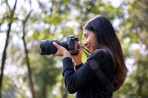 Women photographer camera dslr photo person portrait photographing girl ...