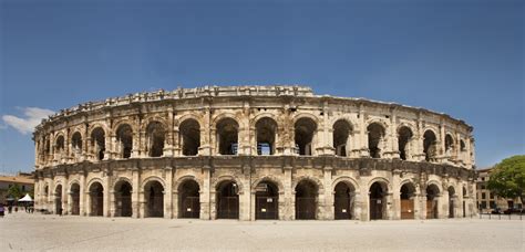 The Roman amphitheatre - Office de Tourisme et des Congrès de Nîmes