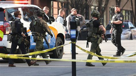 Louisville shooting: Five killed in Kentucky bank shooting as police ...