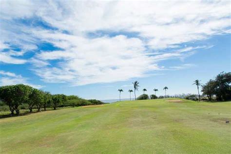 Hawaii Kai Executive Golf Course in Honolulu