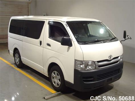 2010 Toyota Hiace White for sale | Stock No. 50688 | Japanese Used Cars Exporter