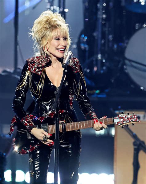 Dolly Parton's Rock Album Will Feature Several Music Legends