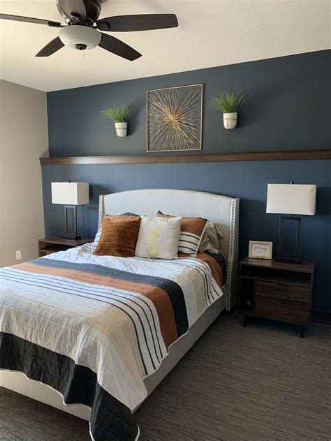 10+ Navy Blue Accent Wall Bedroom – HOMYRACKS