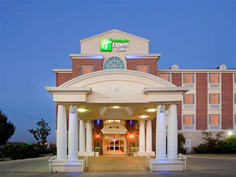 Holiday Inn Express & Suites Lake Worth Nw Loop 820 Hotel by IHG