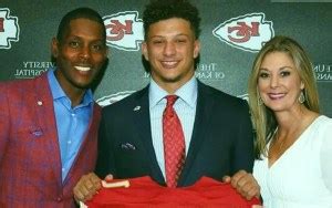 Patrick Mahomes Parents | Thecelebsinfo