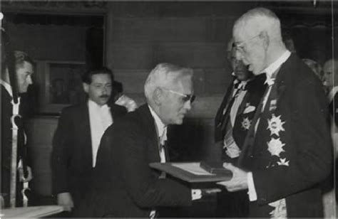 Sir Alexander Fleming receiving the Nobel Prizefrom King Gustaf V of... | Download Scientific ...