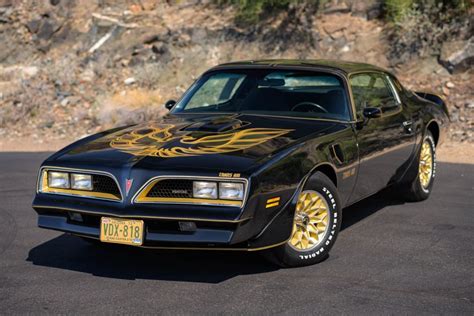 1977 Pontiac Firebird Trans Am Y82 for sale on BaT Auctions - closed on ...