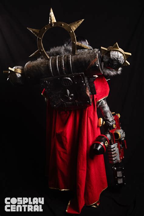 Warhammer Cosplay That Shows True Dedication To The Game | Cosplay Central