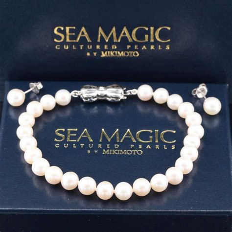 Sea Magic By Mikimoto Pearl Sterling Bracelet and 14K Pearl Stud Earrings | EBTH