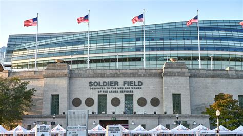 From bag policy to parking, what fans should know about attending Bears games at Soldier Field ...