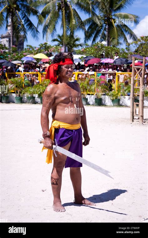 The warriors of Lapu-Lapu, a native chieftain of Mactan Island. Battle ...