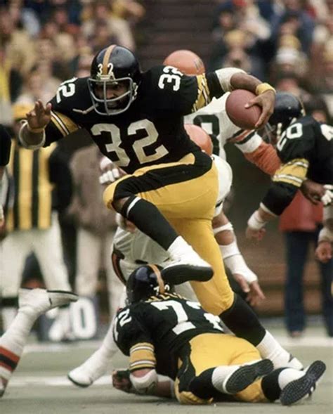 Franco Harris, 1975 Bengals at Steelers | Pittsburgh steelers players, Steelers football ...