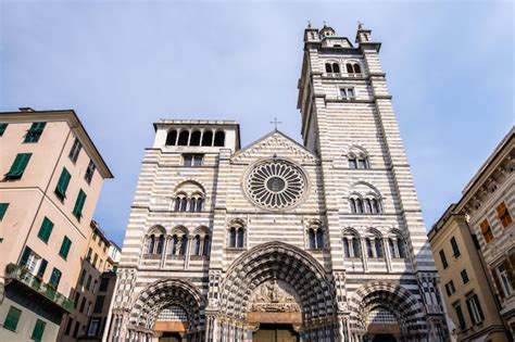 Premium Photo | Genoa cathedral at daylight