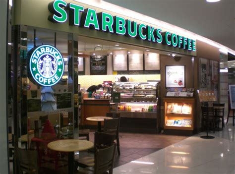 Starbucks reutiliza sus vasos y los convierte en macetas | InformaBTL